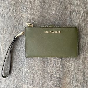 Michael Kors Jet Set Large Double Zip Wristlet